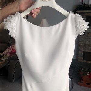 NEVER WORN Pronovias wedding dress